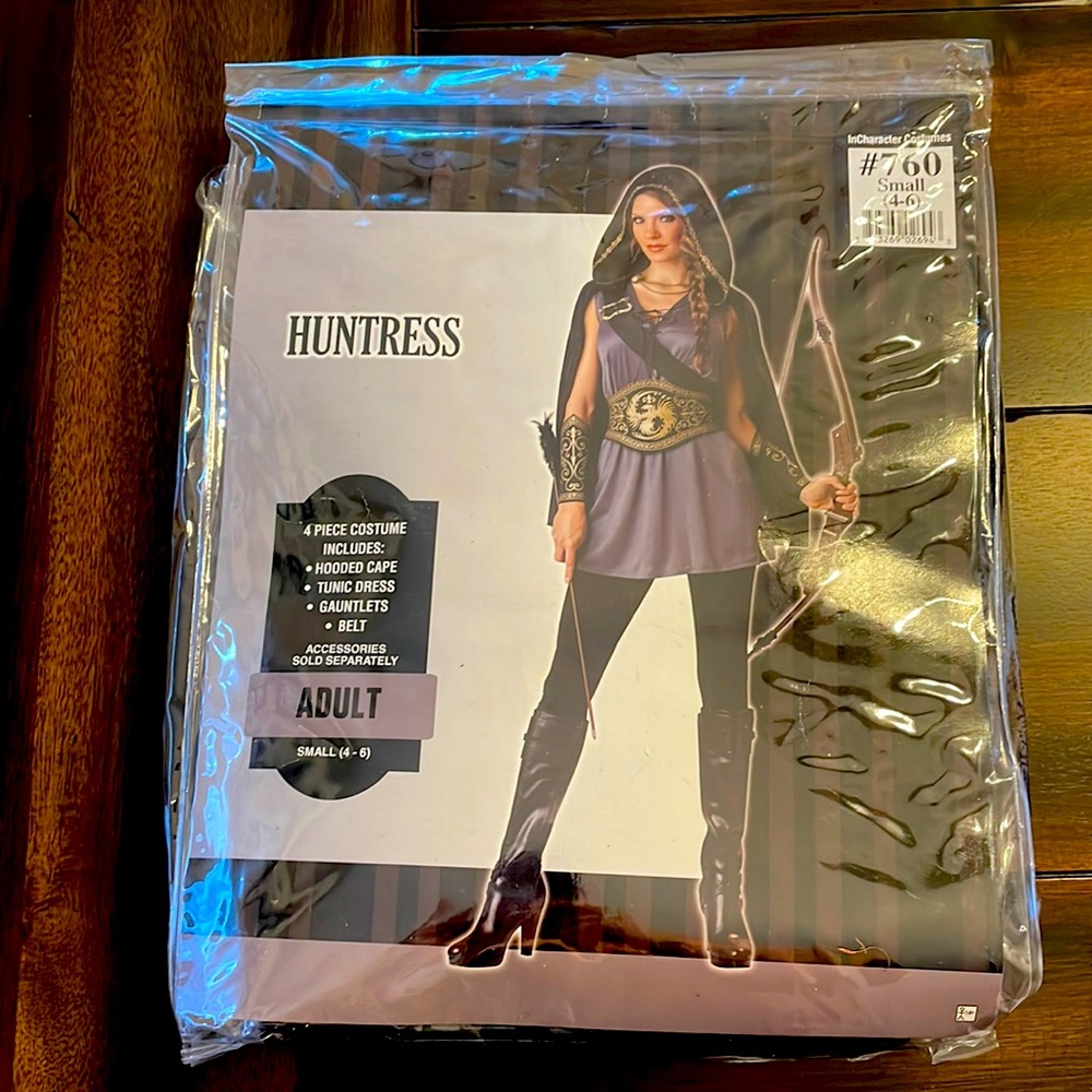 Huntress Halloween Costume